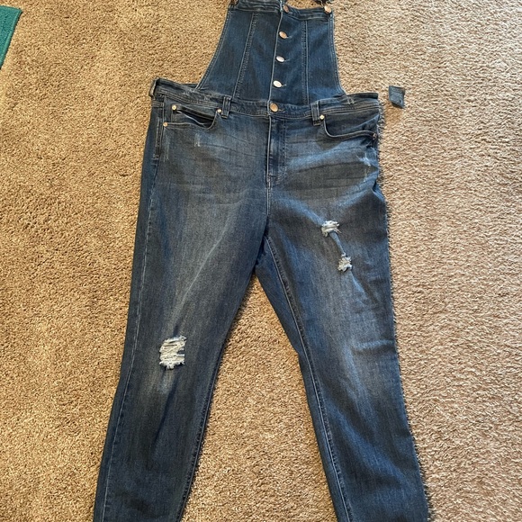 Plus size Denim Overalls, Fashion Nova 2XL - Picture 7 of 8